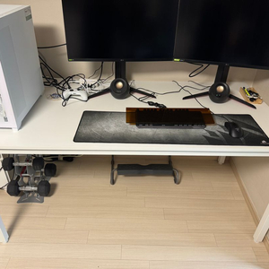 두닷 콰트로 데스크 (1600*800)