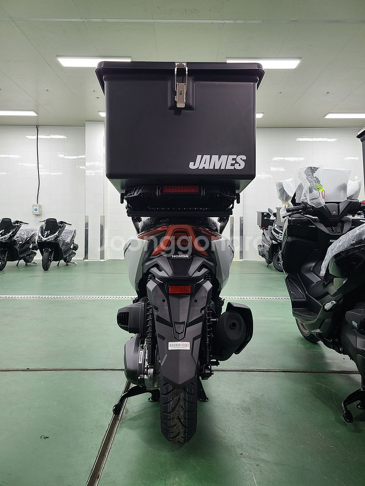 2025 포르자350 배달오토바이--5