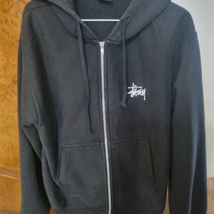 스투시 후드집업자켓. . M/L