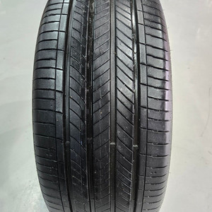 중고타이어 245 45 18 판매합니다. s2as