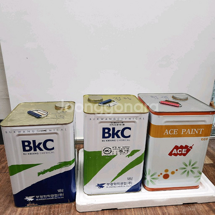 페인트반값판매/에나멜페인트/철재/목재/컨테이너/대문/--3