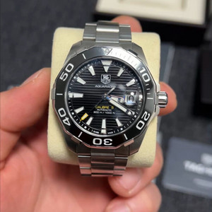 태그호이어 아쿠아레이서 41mm