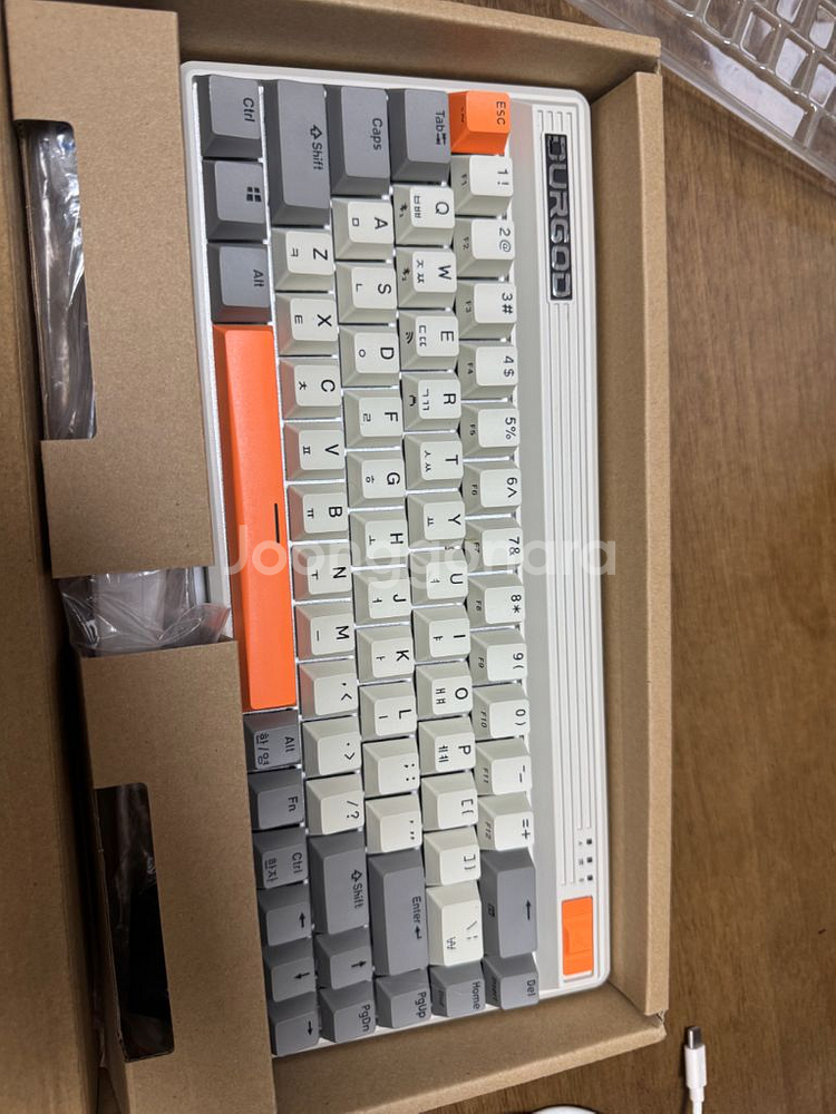 듀가드 저소음 적축 텐키리스 판매합니다--0