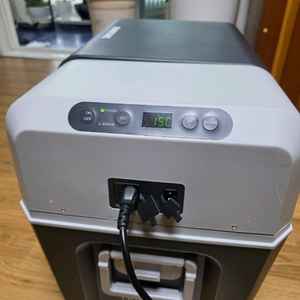 차량용 냉동 냉장고 이미지