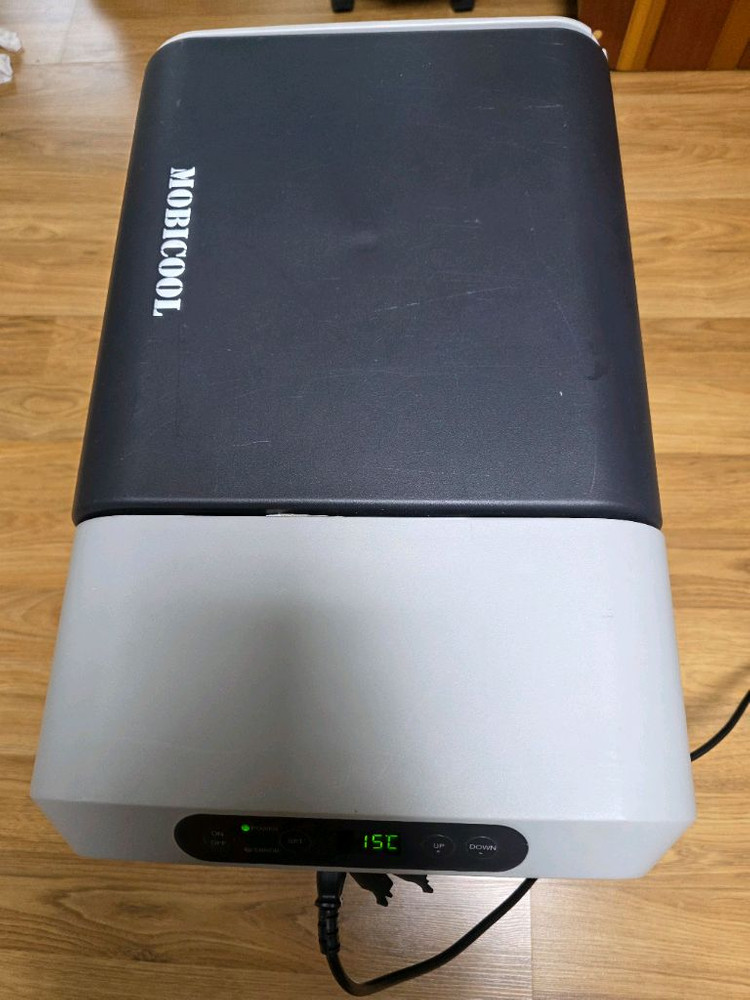 차량용 냉동 냉장고 이미지