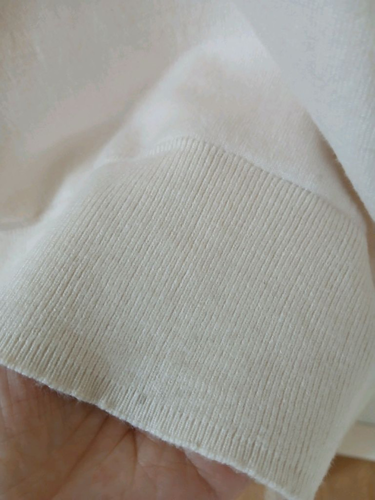 AtG 밝은 베이지 니트 77 이미지