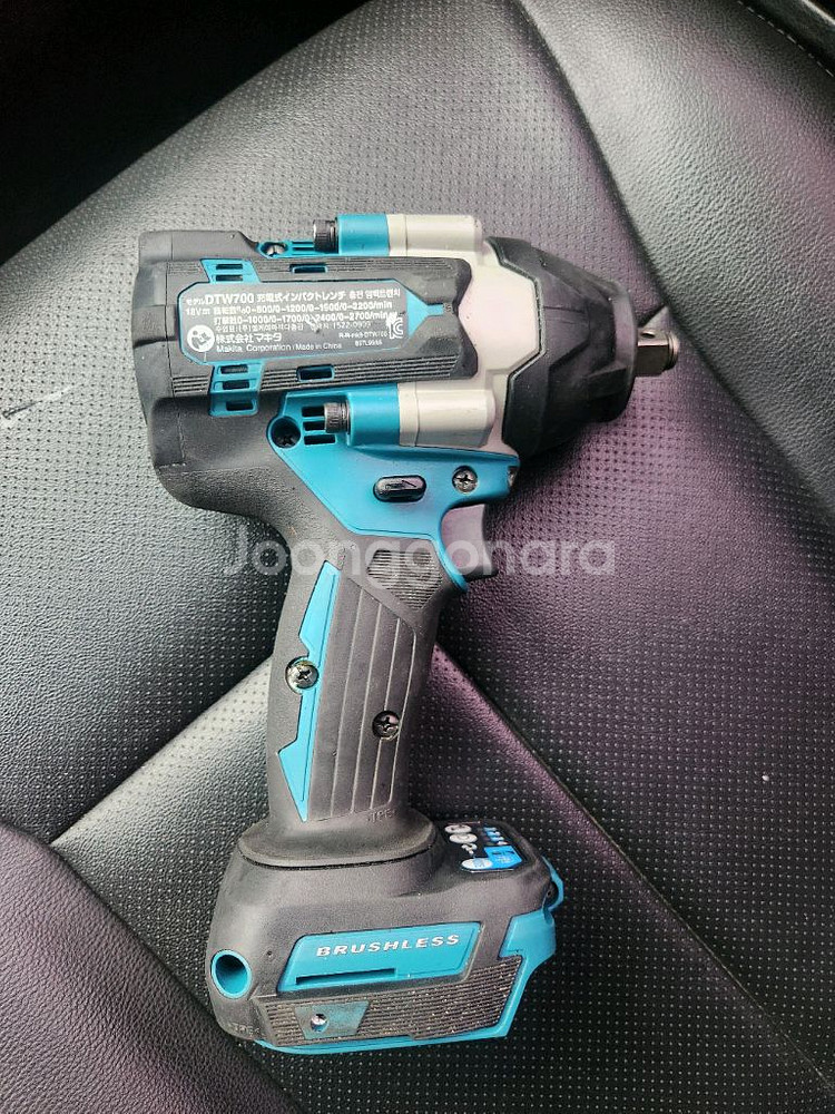 마끼다 DTW 700 임팩렌치 정품--0