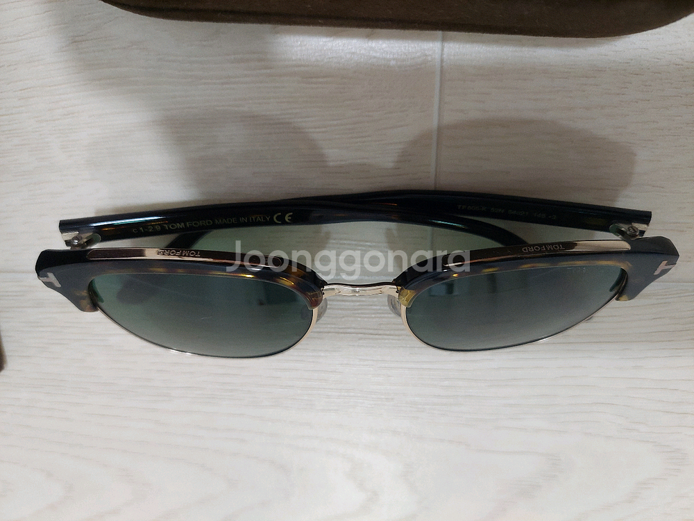 (거의 새상품)톰포드 선글라스 TF805-K--2