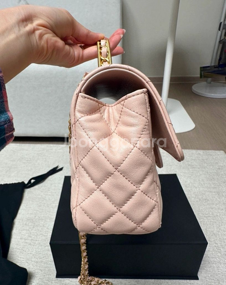 샤넬 시즌백 베이비핑크 탑핸들 백 24년 시즌 백--2