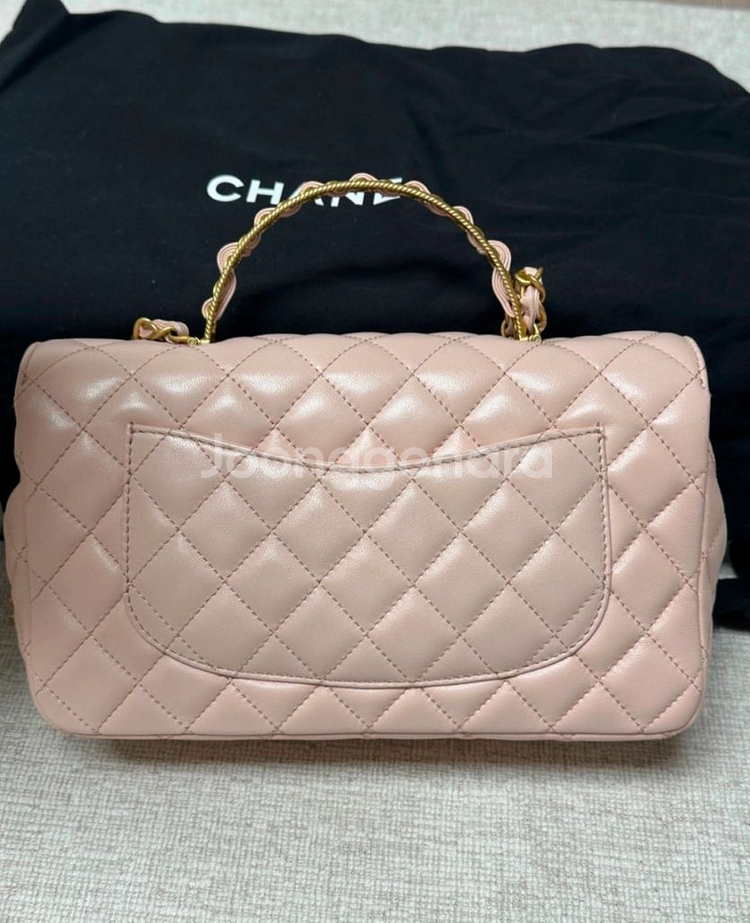 샤넬 시즌백 베이비핑크 탑핸들 백 24년 시즌 백--3