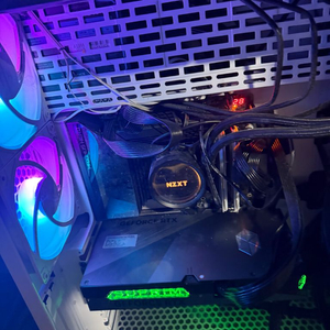 RTX5090 suprim