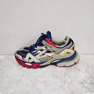 발렌시아가 트랙2 스니커즈 42사이즈 270 275