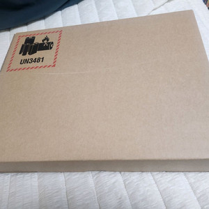 맥북에어 13인치 M4 미드나이트 미개봉품 팝니다.