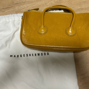 마지셔우드 머스타드 / 옐로우 / 지퍼스몰 / 호보백