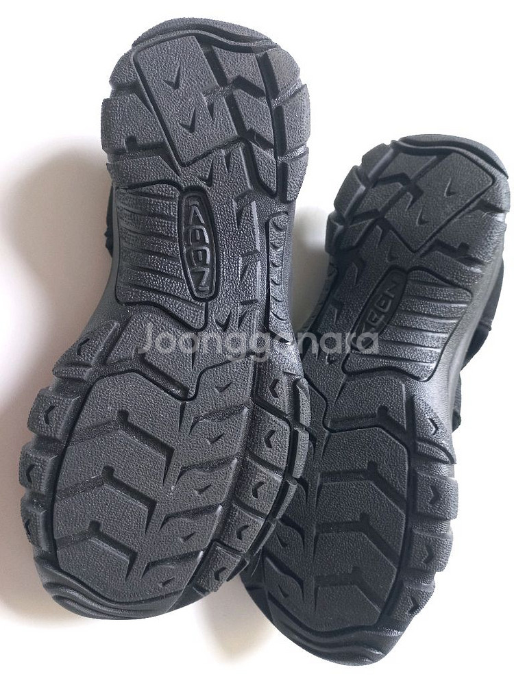 킨 keen 뉴포트 h2 샌들 블랙 250--1