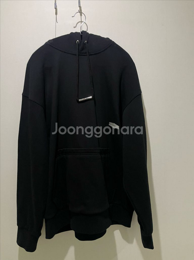 우영미 그래픽 백로고 후드티--2