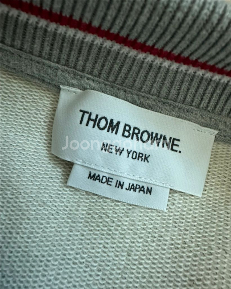 톰브라운 사선완장 맨투맨--2