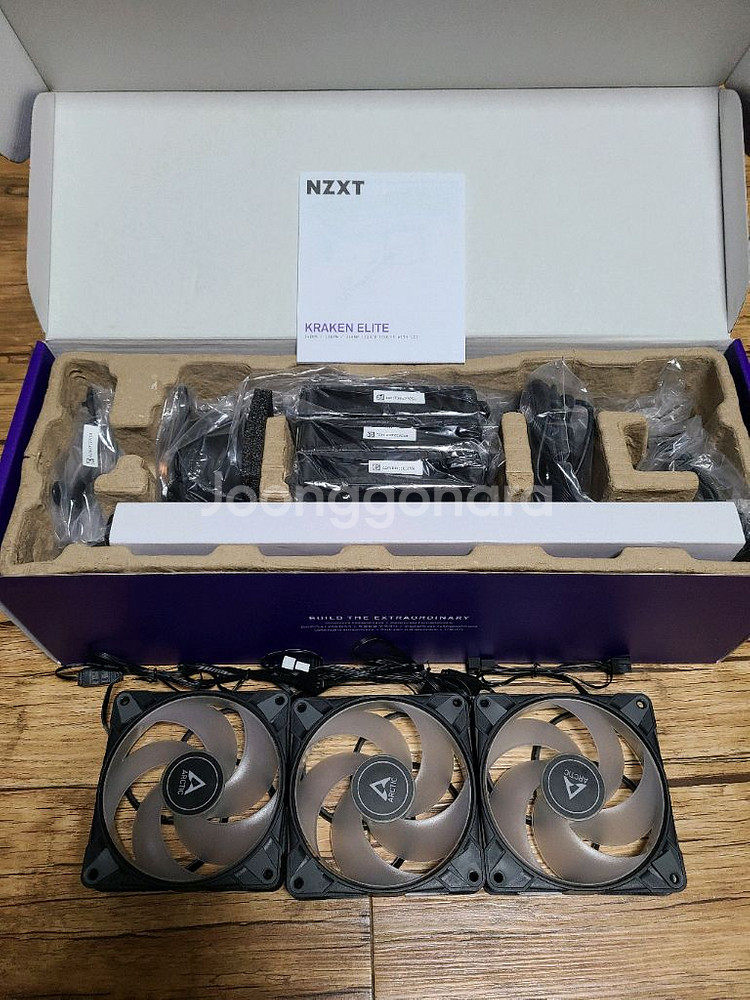 nzxt크라켄 엘리트360+아틱p12--0