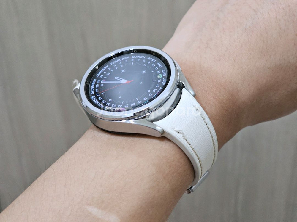 갤럭시워치6 클래식 43mm 실버, D버클스트랩 포함--1