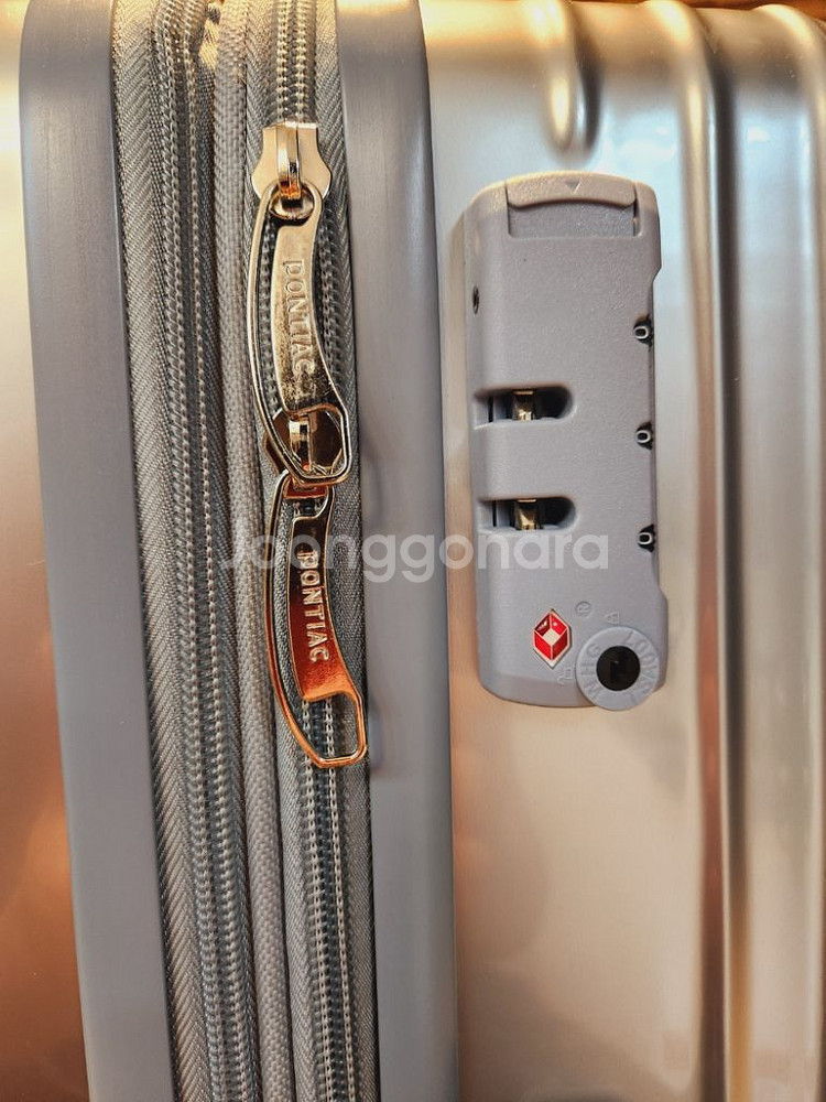 폰티악 24인치 확장형 캐리어(새상품, 무료배송)--3