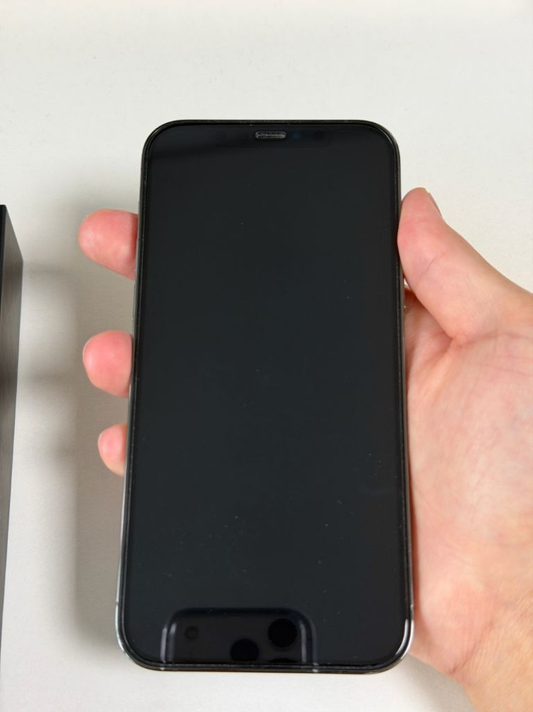 아이폰 12프로 그래파이트 256기가 32만원--1