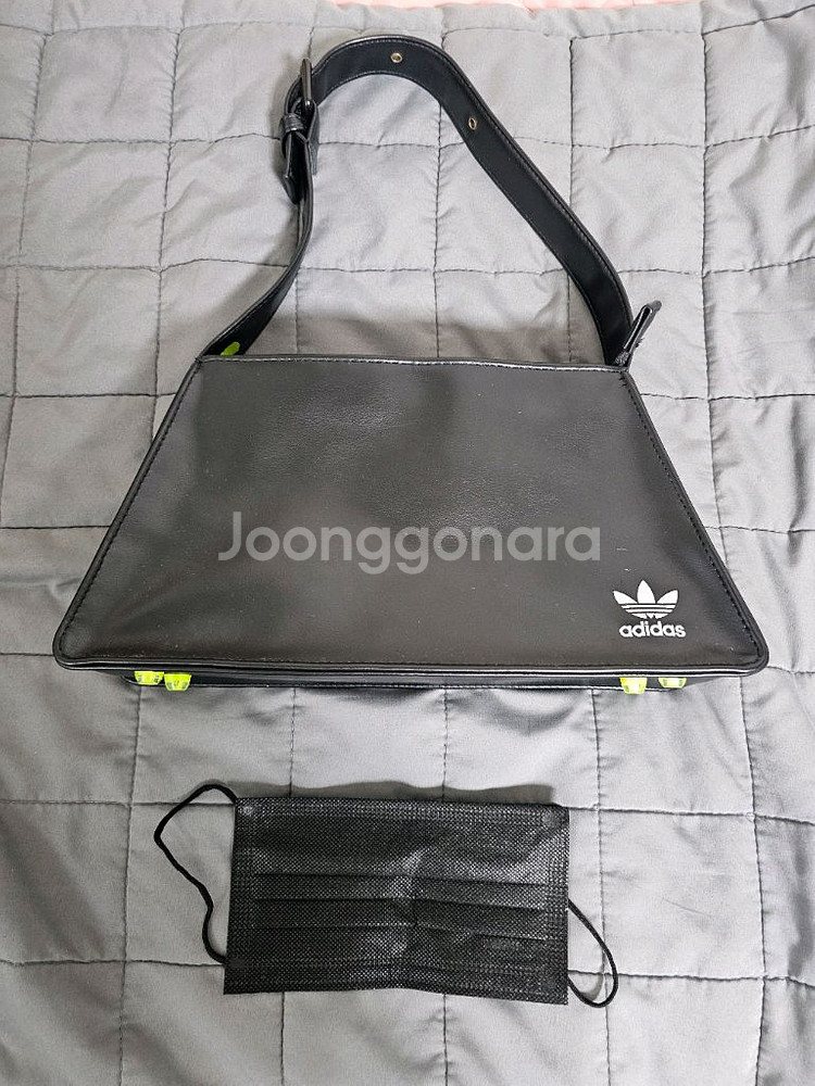 아디다스 미니백--1