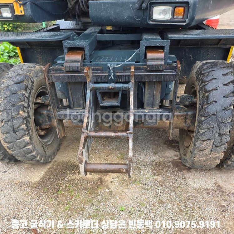 위탁판매 현대 HW155 22년식 중고타이어굴삭기--4