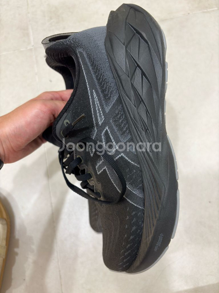 아식스 노바블라스트 4 와이드 250--3