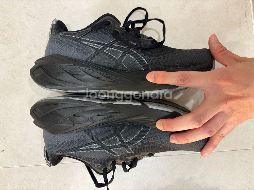 아식스 노바블라스트 4 와이드 250--4