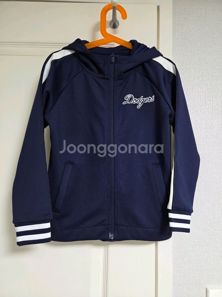 엠엘비키즈 후드져지점퍼 팝니다. 사이즈120 새상품--0