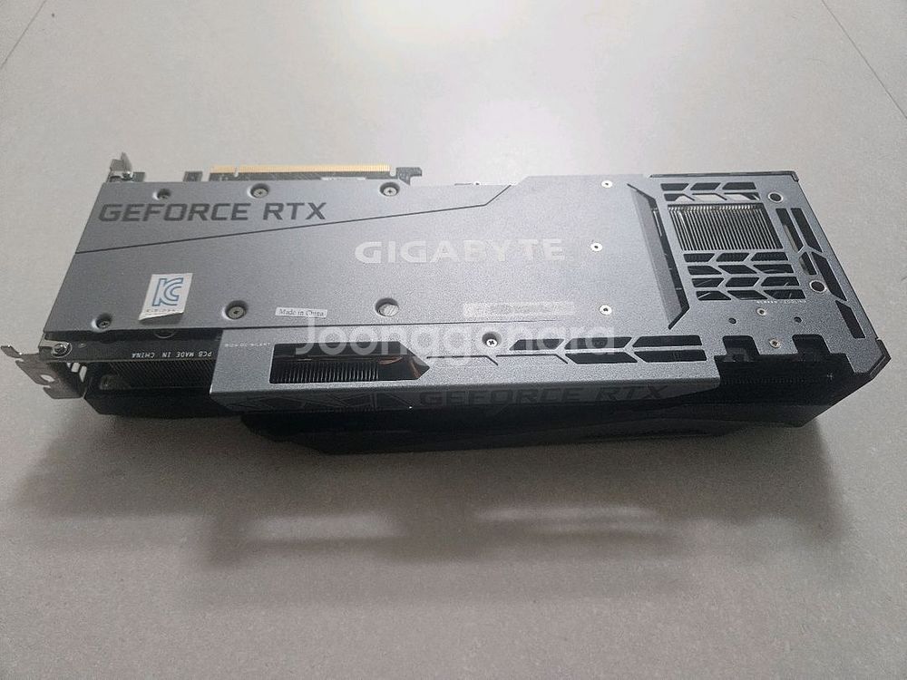 기가바이트 RTX 3080 Ti 게이밍 OC--3