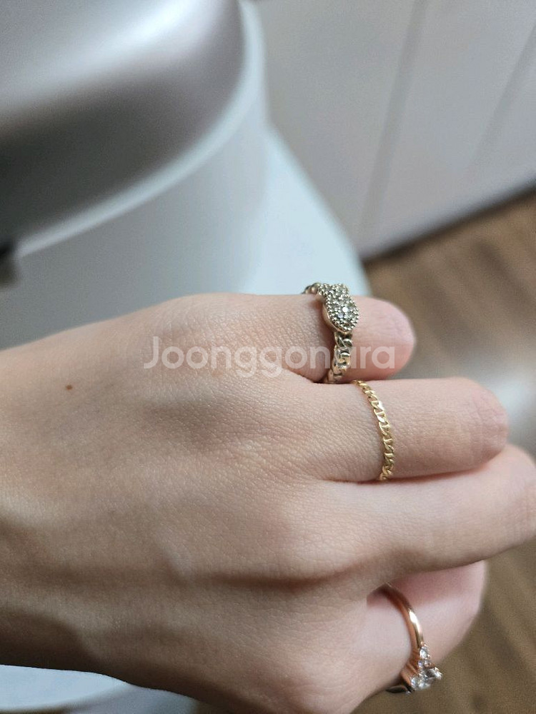 14k 리얼화이트애끼반지 이번주까지만31만원으로할인--4