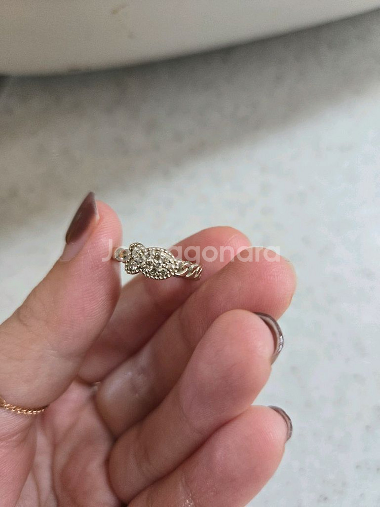 14k 리얼화이트애끼반지 이번주까지만31만원으로할인--3