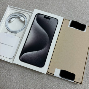 리퍼미개봉) 아이폰 15프로 256GB 화이트티타늄