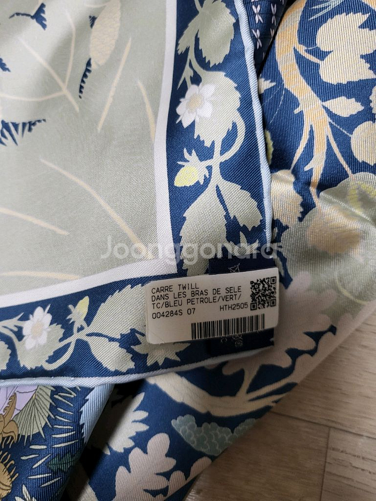 에르메스 까레 스카프 Dans les Bras de--4