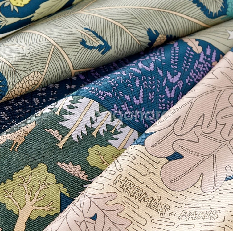 에르메스 까레 스카프 Dans les Bras de--1