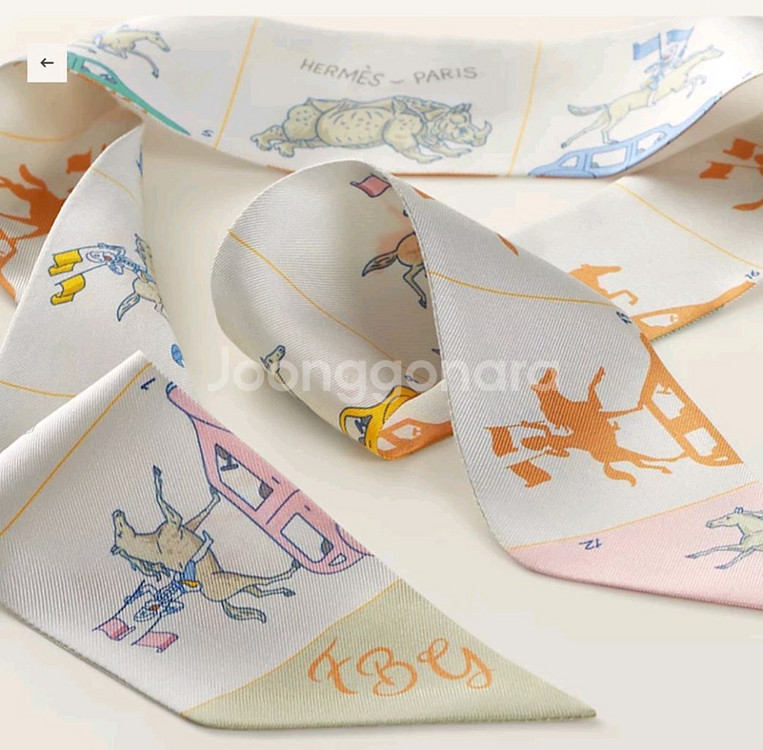 에르메스 트윌리 스카프 퍼레이드 트윌리 그리 빼를르--1