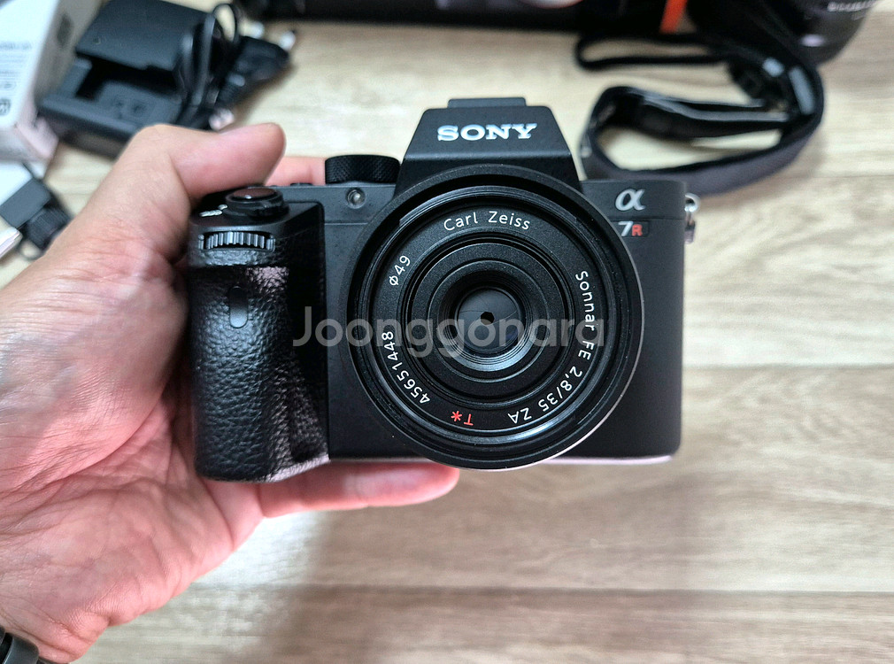 Sony A7R2 + FE35MM ZEISS--1