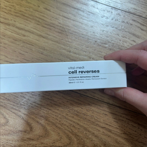 피부샵에서 주는 셀 리버시즈 크림 (진정크림 )두개