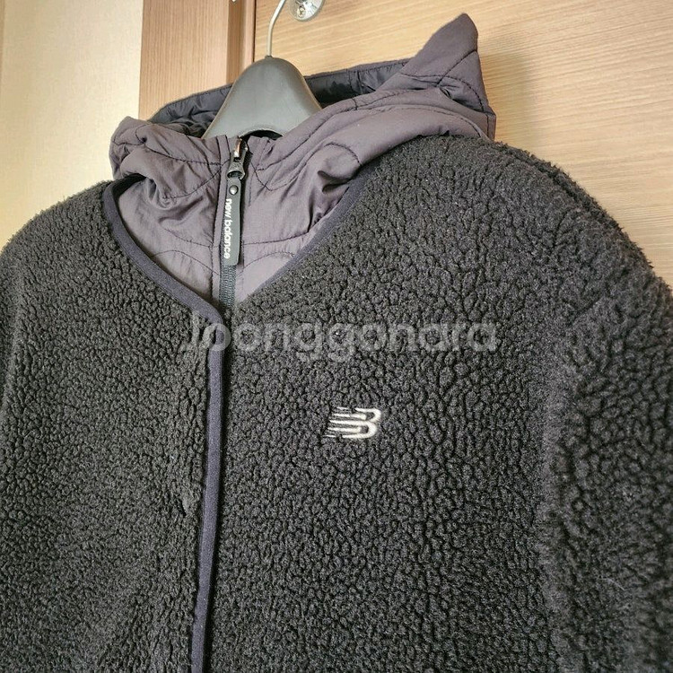 뉴발란스키즈 2way 경량 덤블점퍼 블랙 150사이즈--2