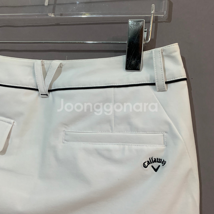 새상품 27인치 캘러웨이 골프 스판 화이트 스커트--2