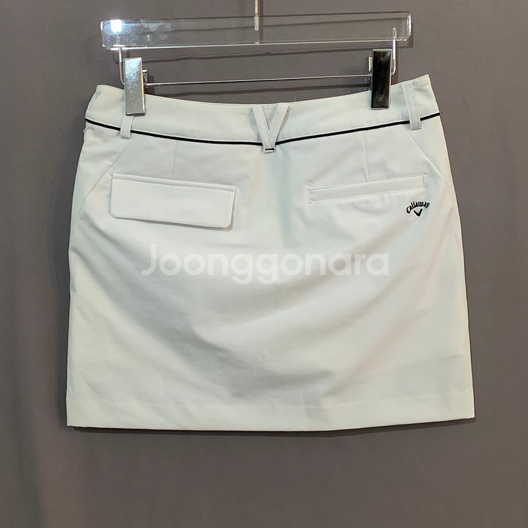 새상품 27인치 캘러웨이 골프 스판 화이트 스커트--1