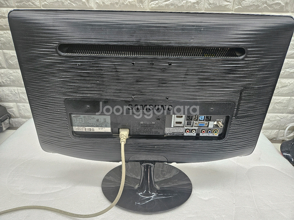 삼성 24인치 LCD TV 입니다--3