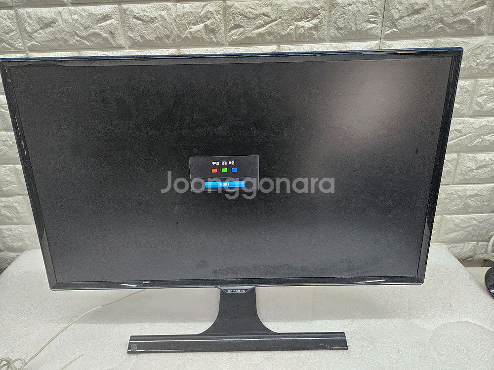 삼성 27인치 LED 모니터 입니다--0