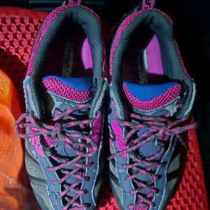 블랙야크 등산화240