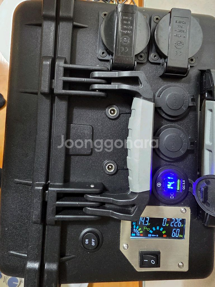 초록셀 올인원 파워뱅크 300A--3