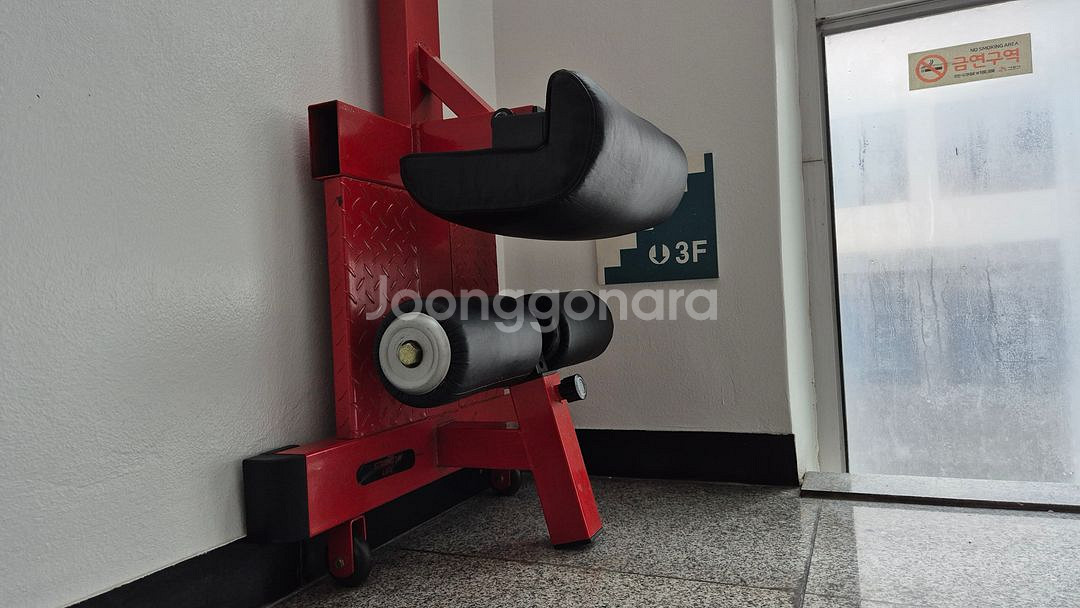 스트렝스 라이프 힙 스쿼트 벤치 검빨 팝니다.(10)--0