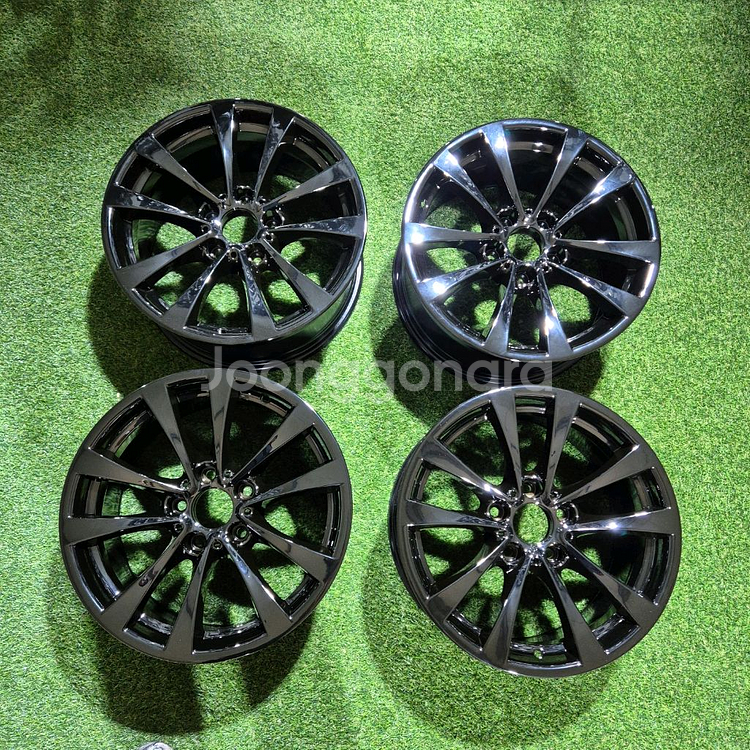 BMW f바디 3gt 17인치 순정 블랙크롬 휠--0