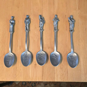 독일 빈티지 인물 조각 주석 스푼