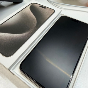 아이폰15프로맥스 1T 판매합니다.